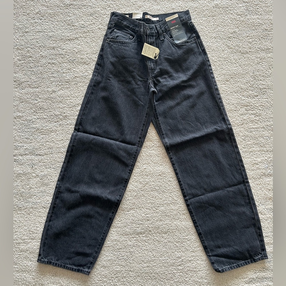 Levi’s Women’s Baggy Dad - 24 x 30” - NEW WITH TAGS